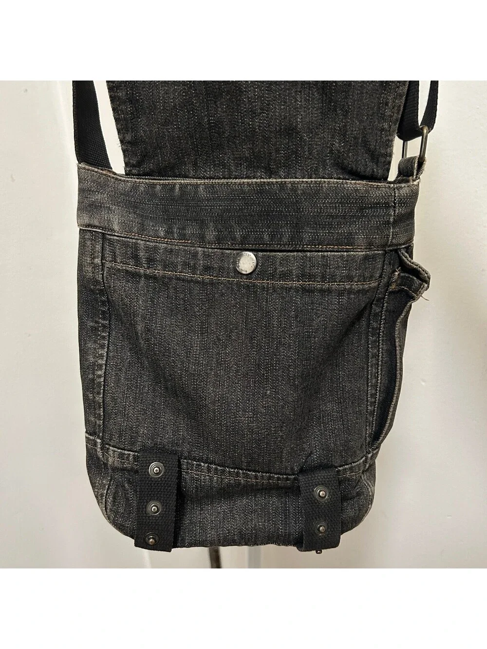 VTG Y2K Fcuk Jeans Dark Wash Cotton Denim Crossbody Bag Men's One Size Black